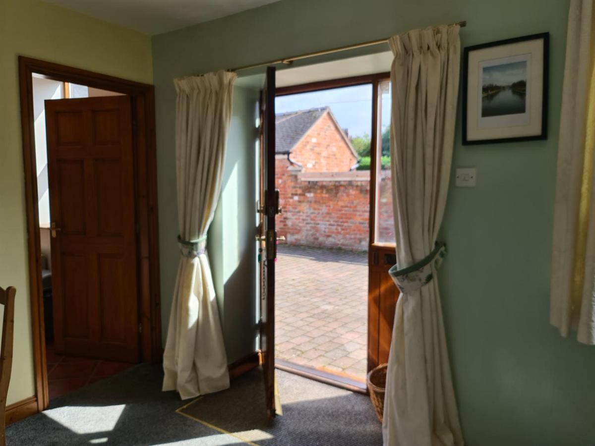 Never To Be Booked Appartement York Buitenkant foto